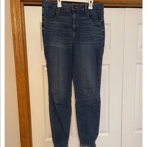 American eagle high waisted curvy jeans